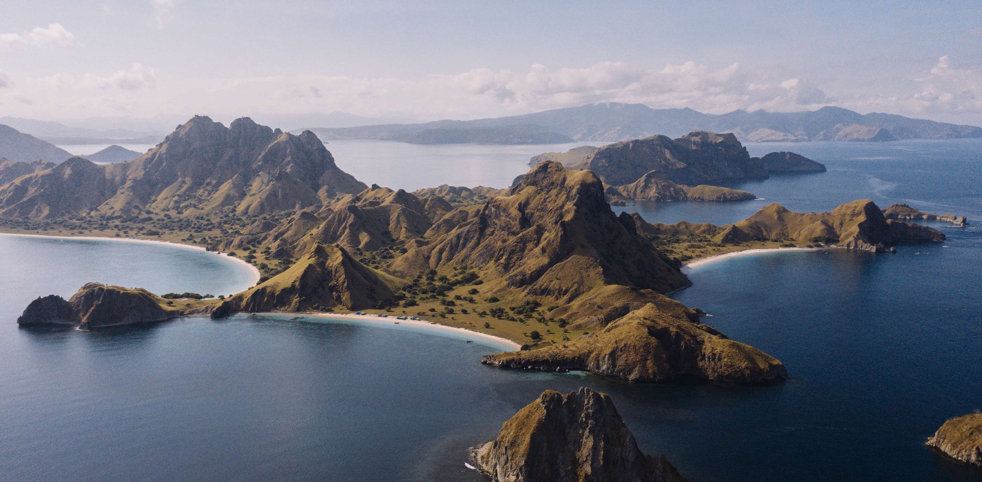 Komodo National Park — Dragons & Manta Rays